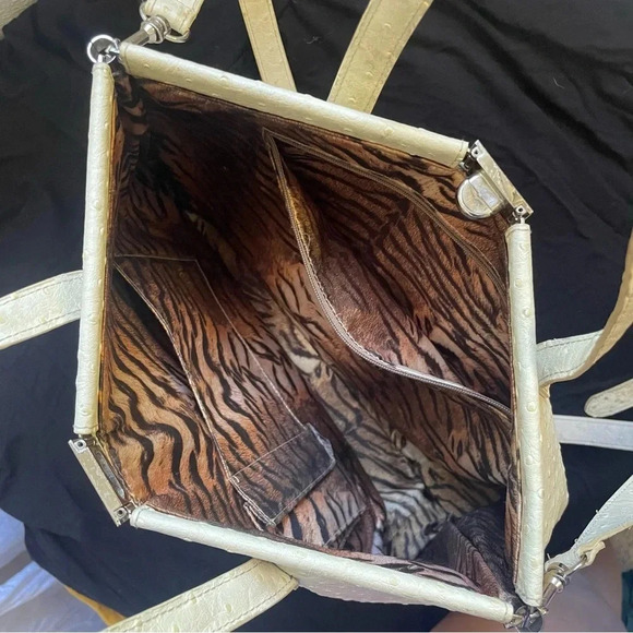 Stella Page Designer Limited Edition NYC Leather Handbag w/Persian Turquoise - Picture 8 of 16